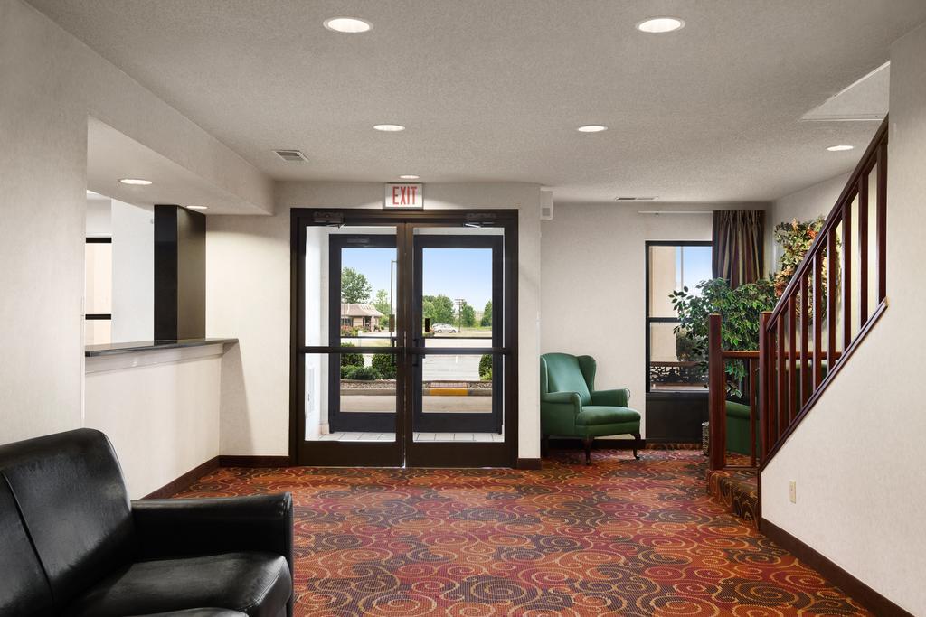 Super 8 By Wyndham Evansville North Stacer Exterior foto